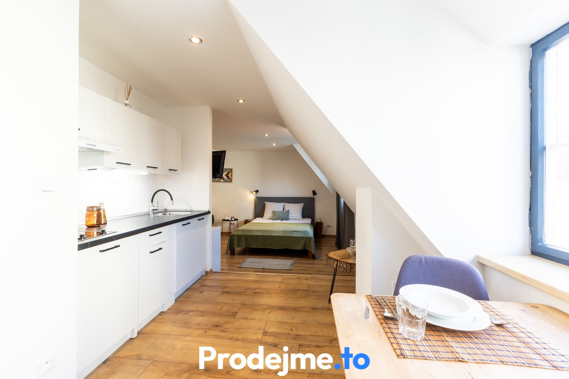 Prodej 3 apartmánů, 108 m² - Mikulášské náměstí, Znojmo