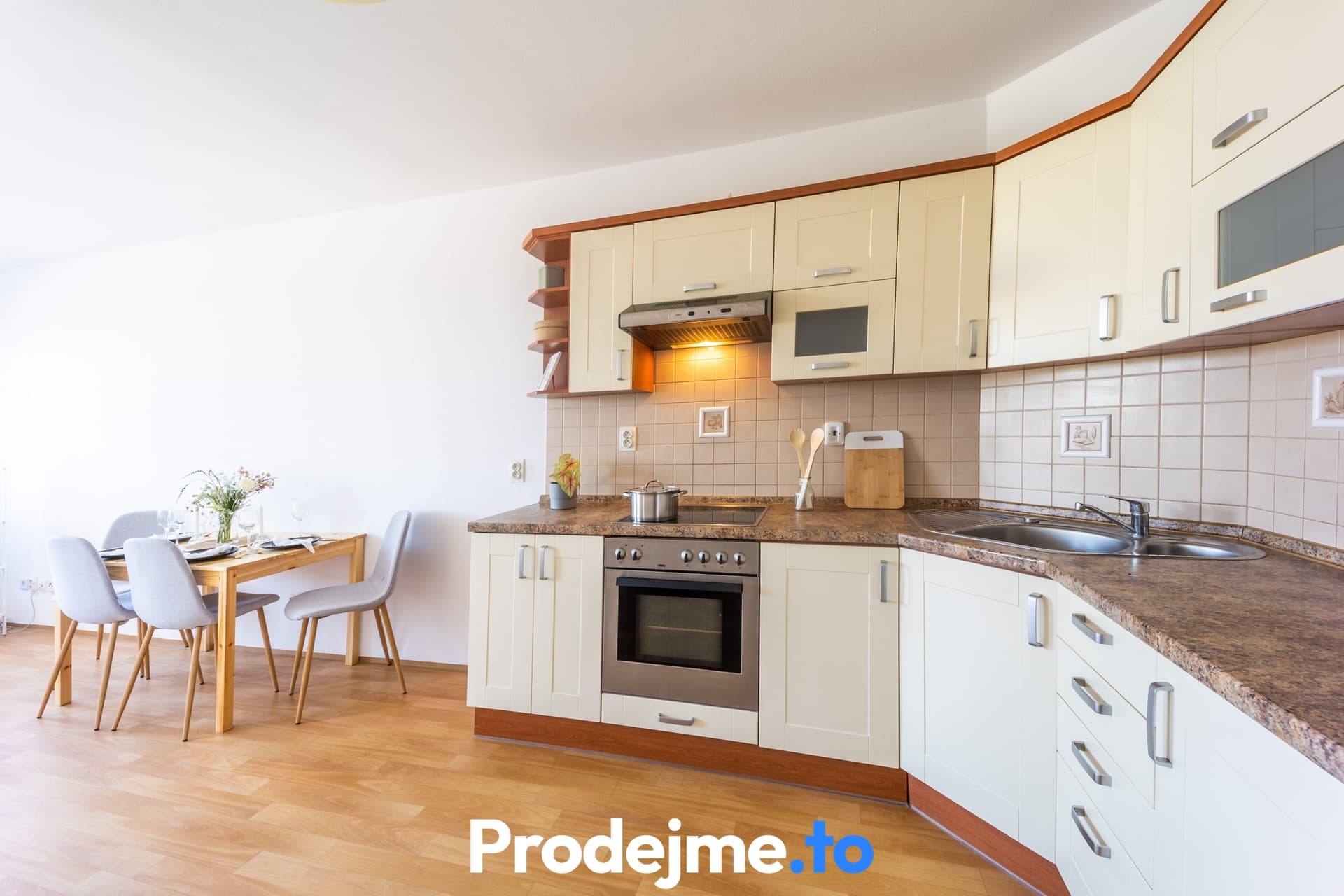 Prodej bytu 2+kk, 67 m2 - Jarošova, Znojmo