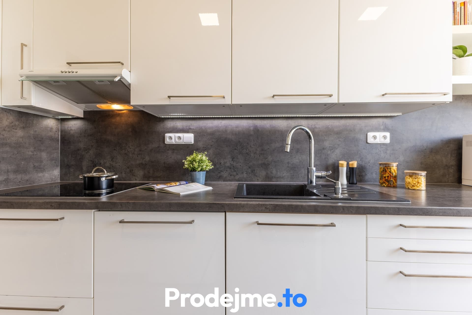 Prodej bytu 3+1, 73 m² - U Pošty, Brno - Starý Lískovec