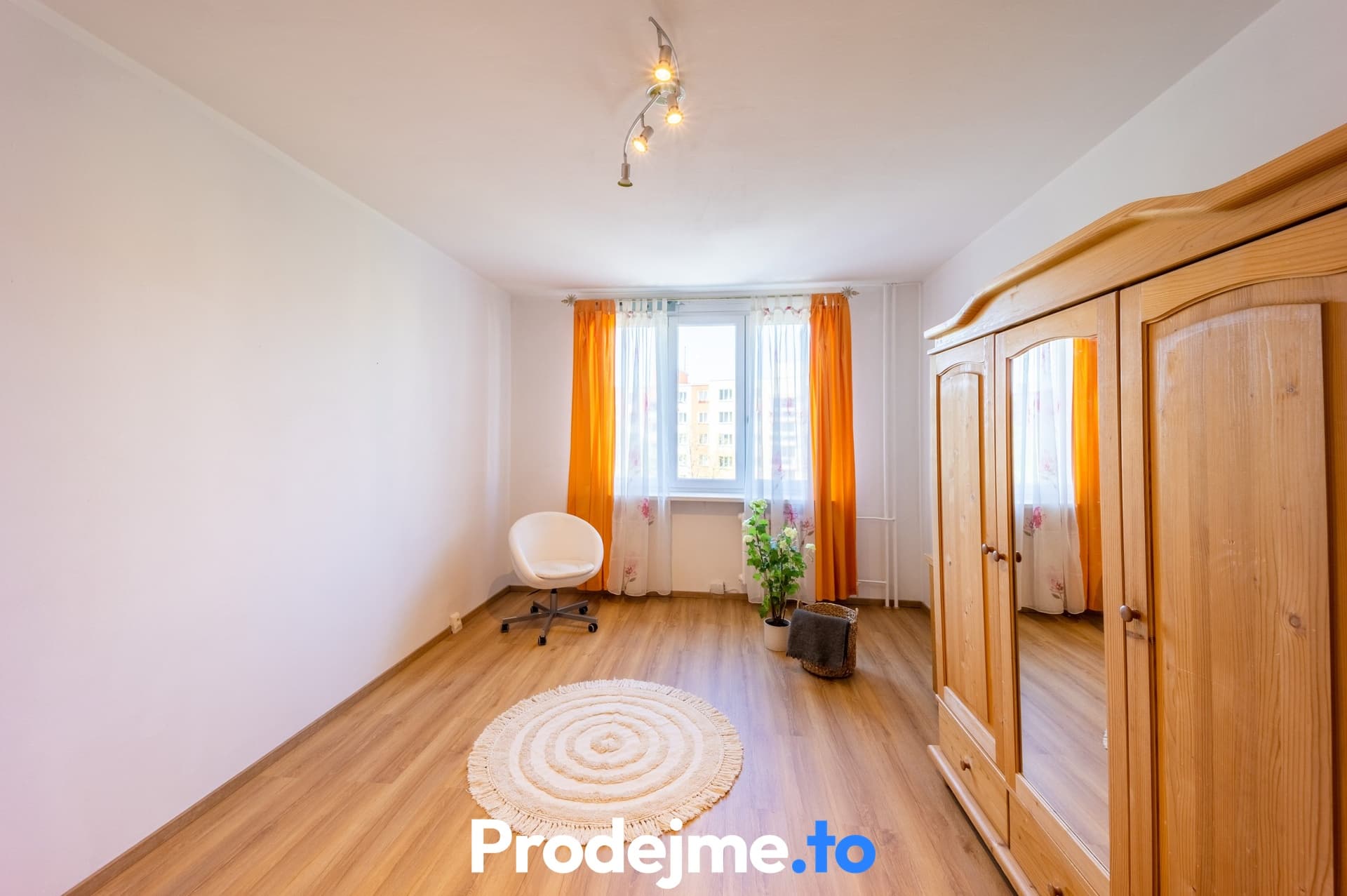Prodej bytu 3+1, 84 m2 - Zárubova, Praha - Kamýk