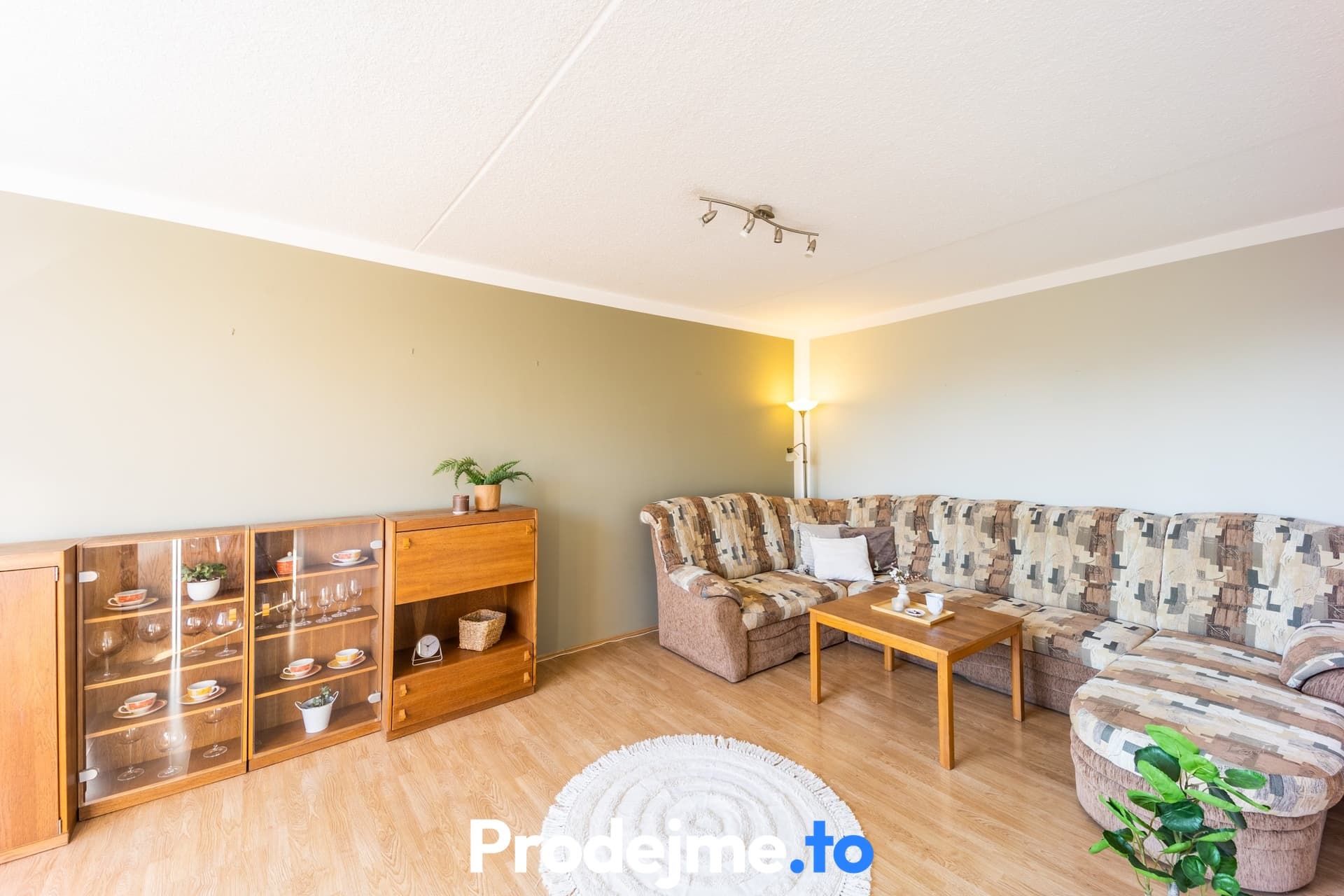 Prodej bytu 3+1, 77 m2 - Znojmo, Přímětice
