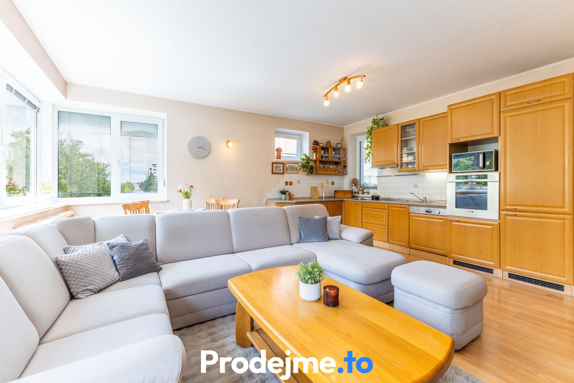 Prodej bytu 4+kk, 110m² - Pražská, Znojmo