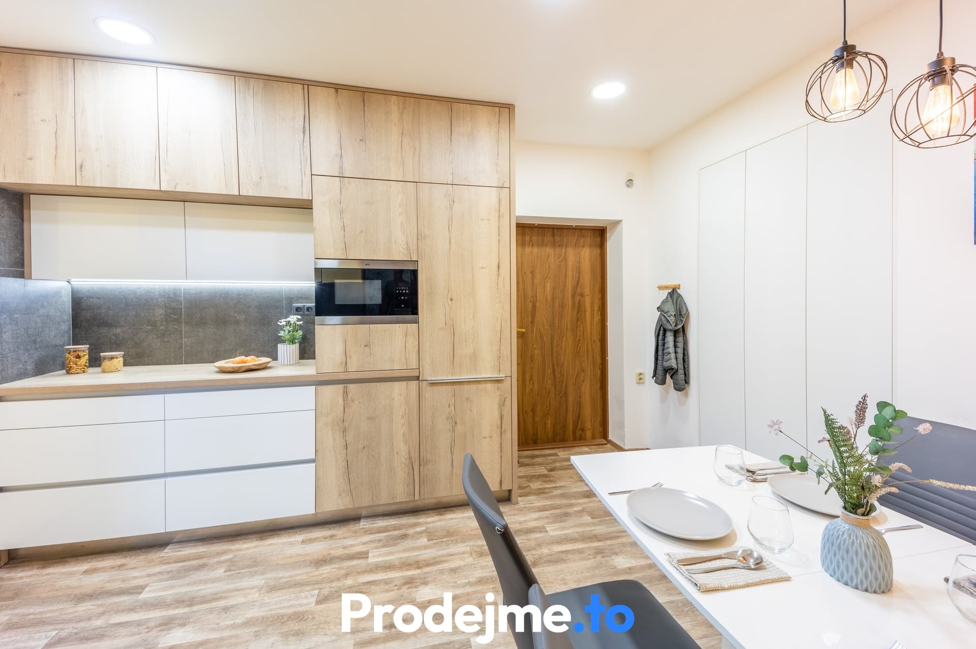 Prodej bytu se 3 jednotkami, 122 m² - Znojmo, Palackého