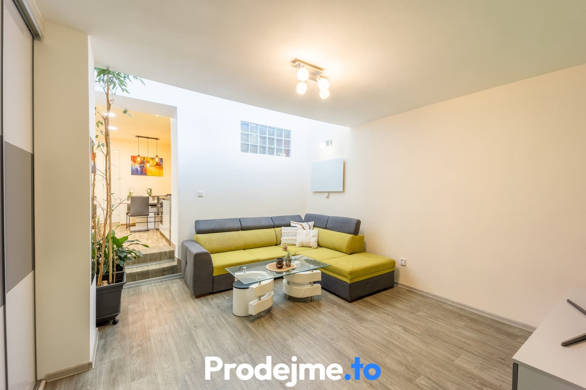 Prodej bytu se 3 jednotkami, 122 m² - Znojmo, Palackého