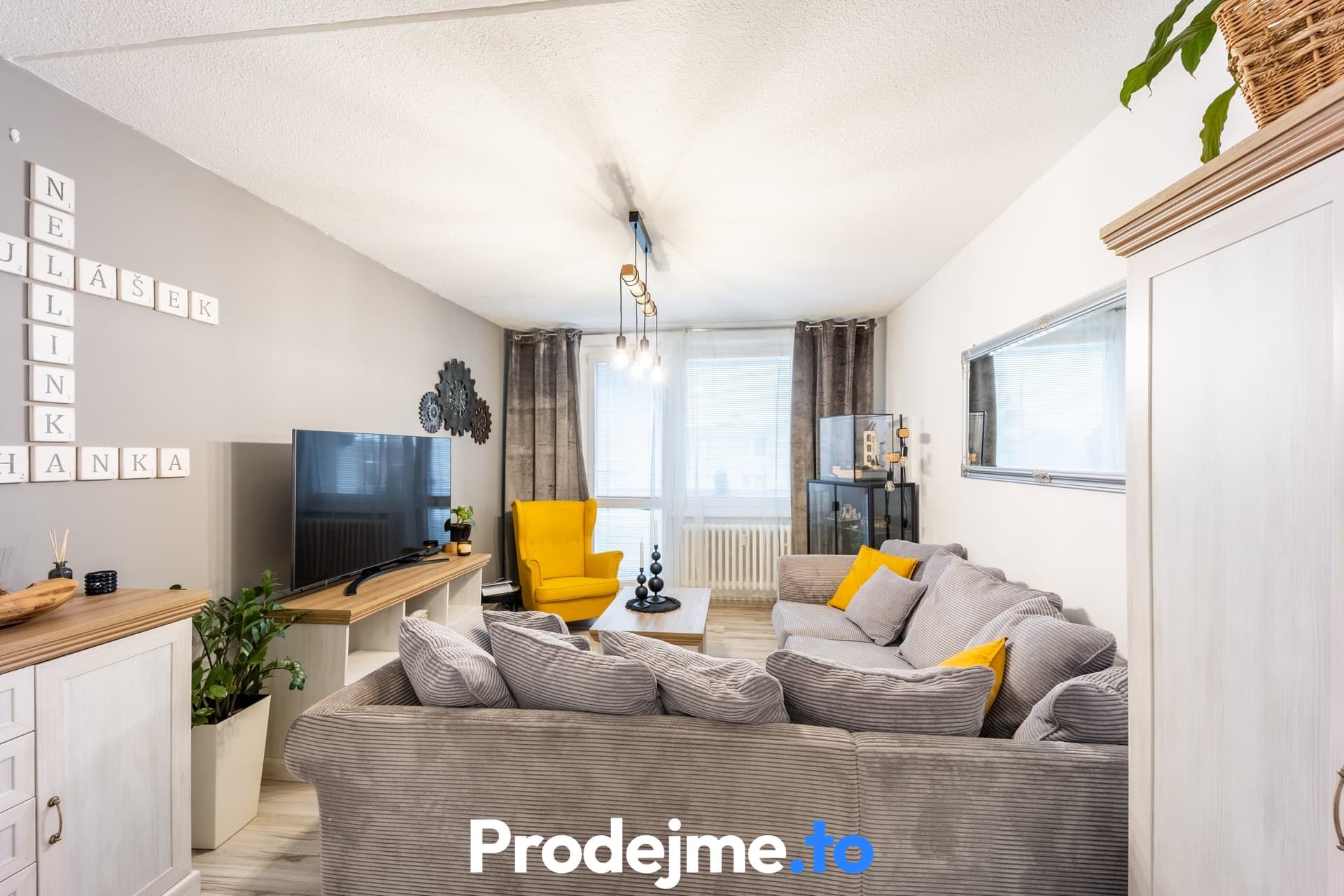 Prodej bytu 3+1, 70 m2 - Aninská, Znojmo