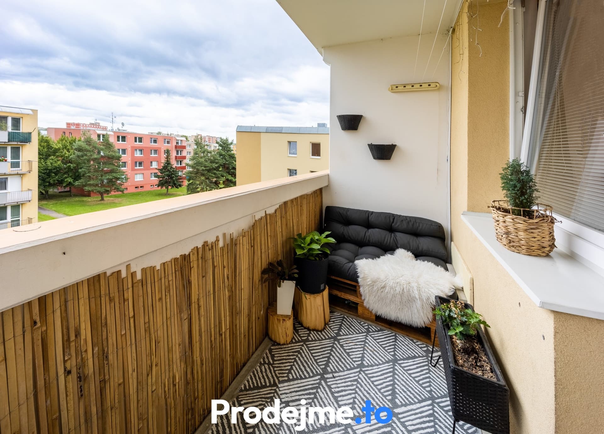 Prodej bytu 3+1, 70 m2 - Aninská, Znojmo