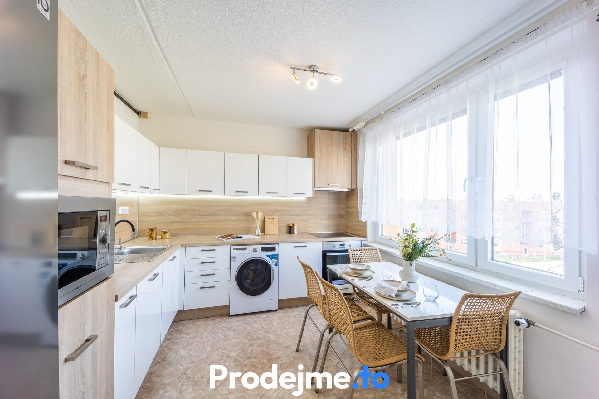 Prodej bytu 3+1, 79 m2 - Znojmo, Přímětice