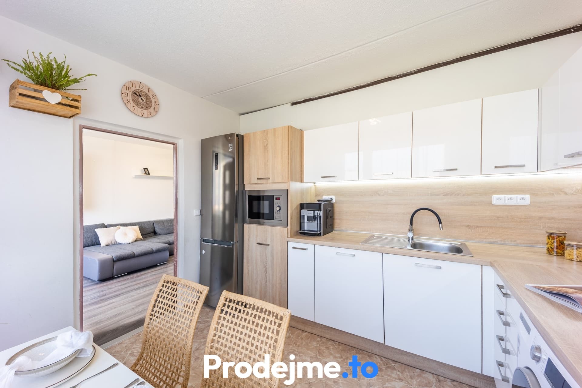 Prodej bytu 3+1, 79 m2 - Znojmo, Přímětice