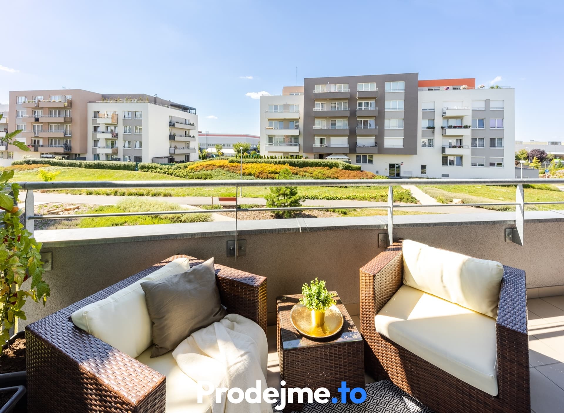 Prodej bytu 3+kk, 97 m² - Hlučkova, Praha