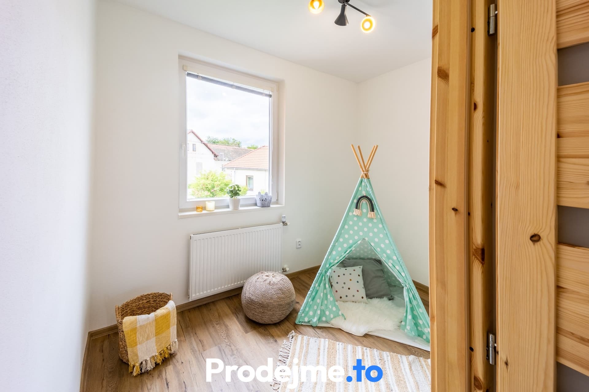 Prodej bytu 3+kk, 65 m² - Šumná