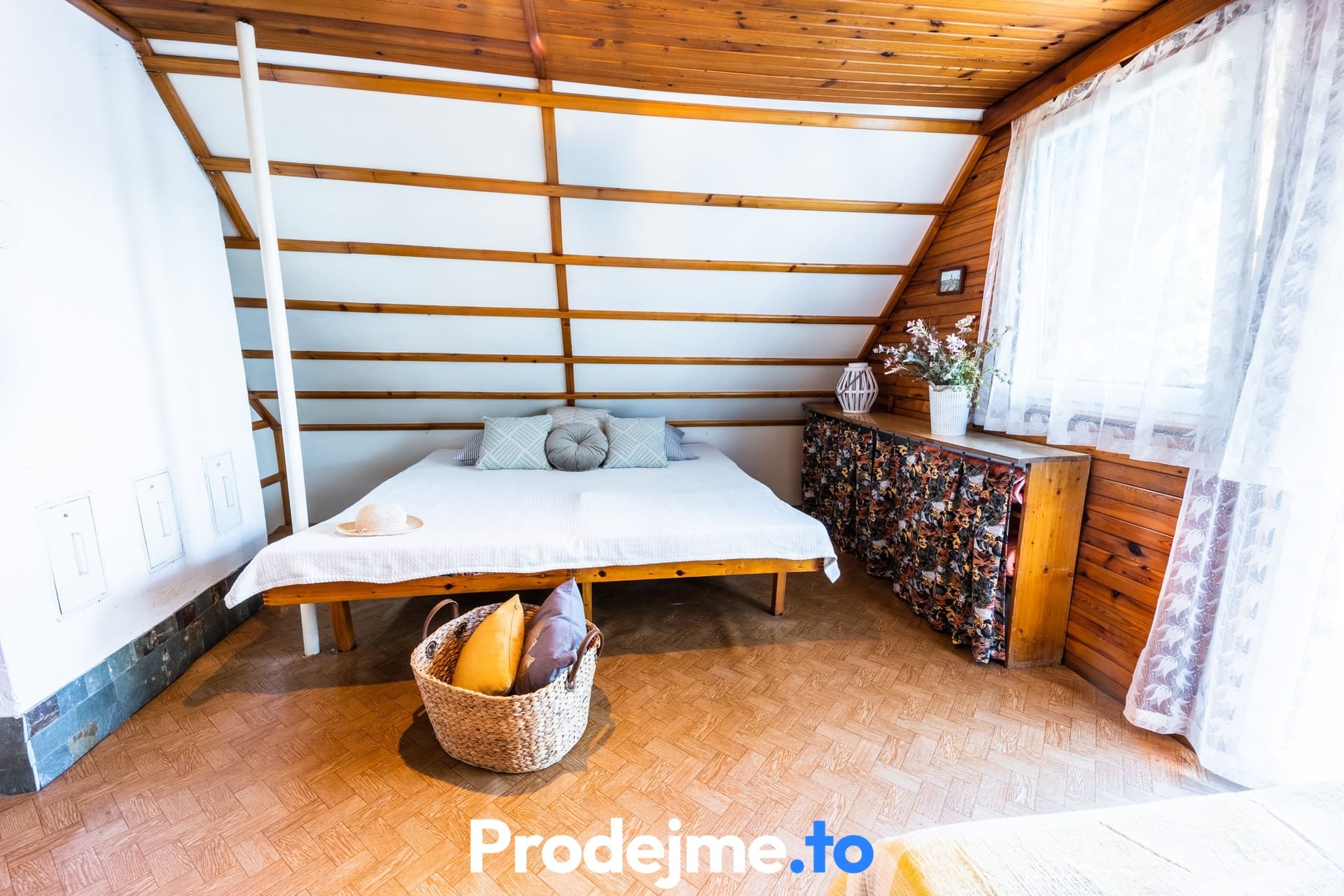 Prodej chaty 3+1, 47 m² - Koněšín