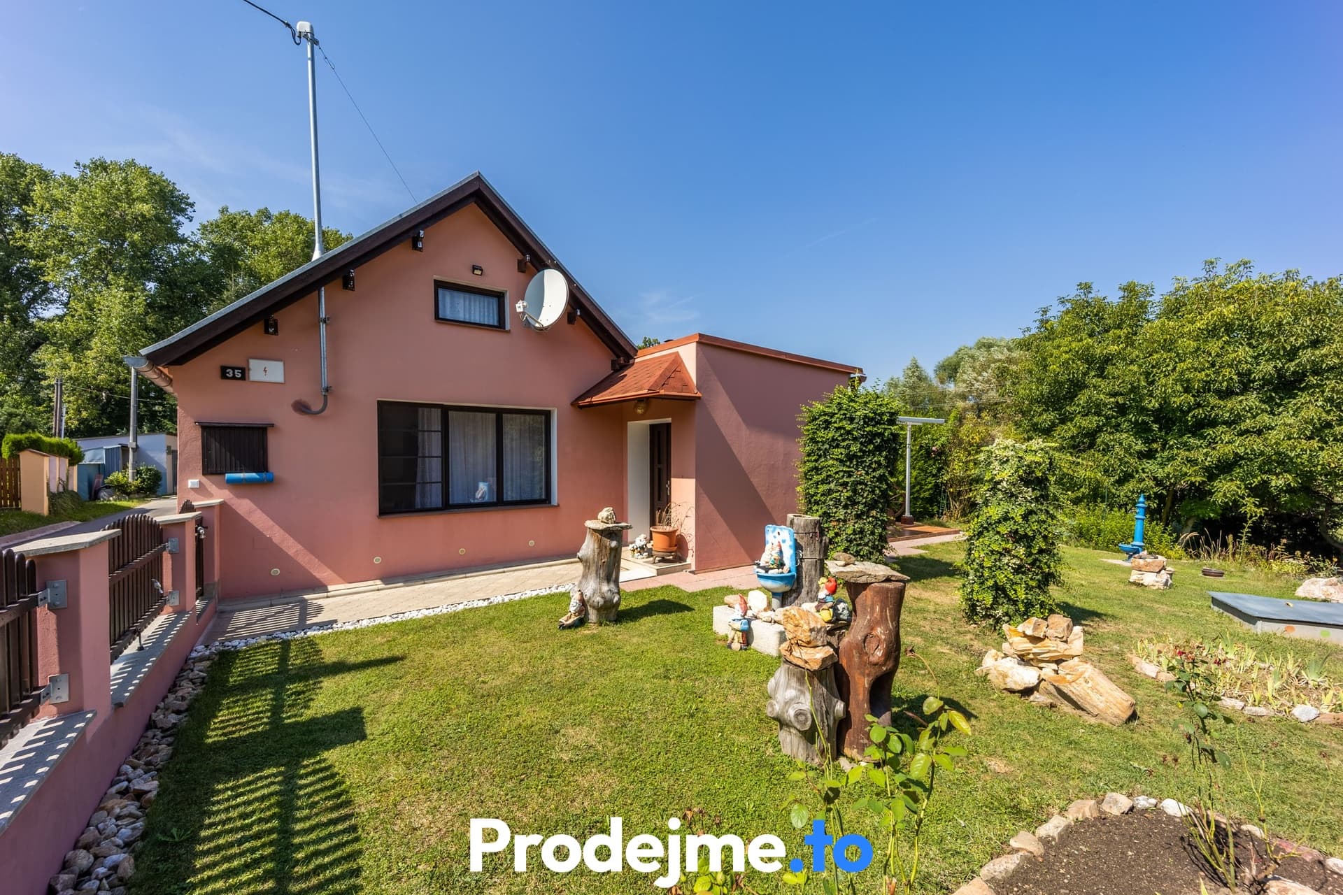 Rodinný dům 4+kk, 120 m2 - Bezkov, okr. Znojmo