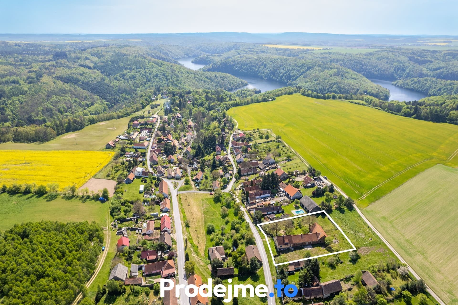 Prodej rodinného domu s prostory k podnikání, 660 m2 - Chvalatice
