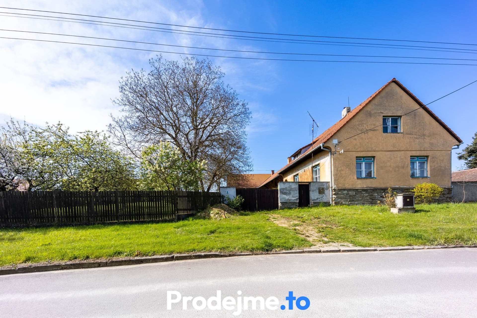 Prodej rodinného domu s prostory k podnikání, 660 m2 - Chvalatice