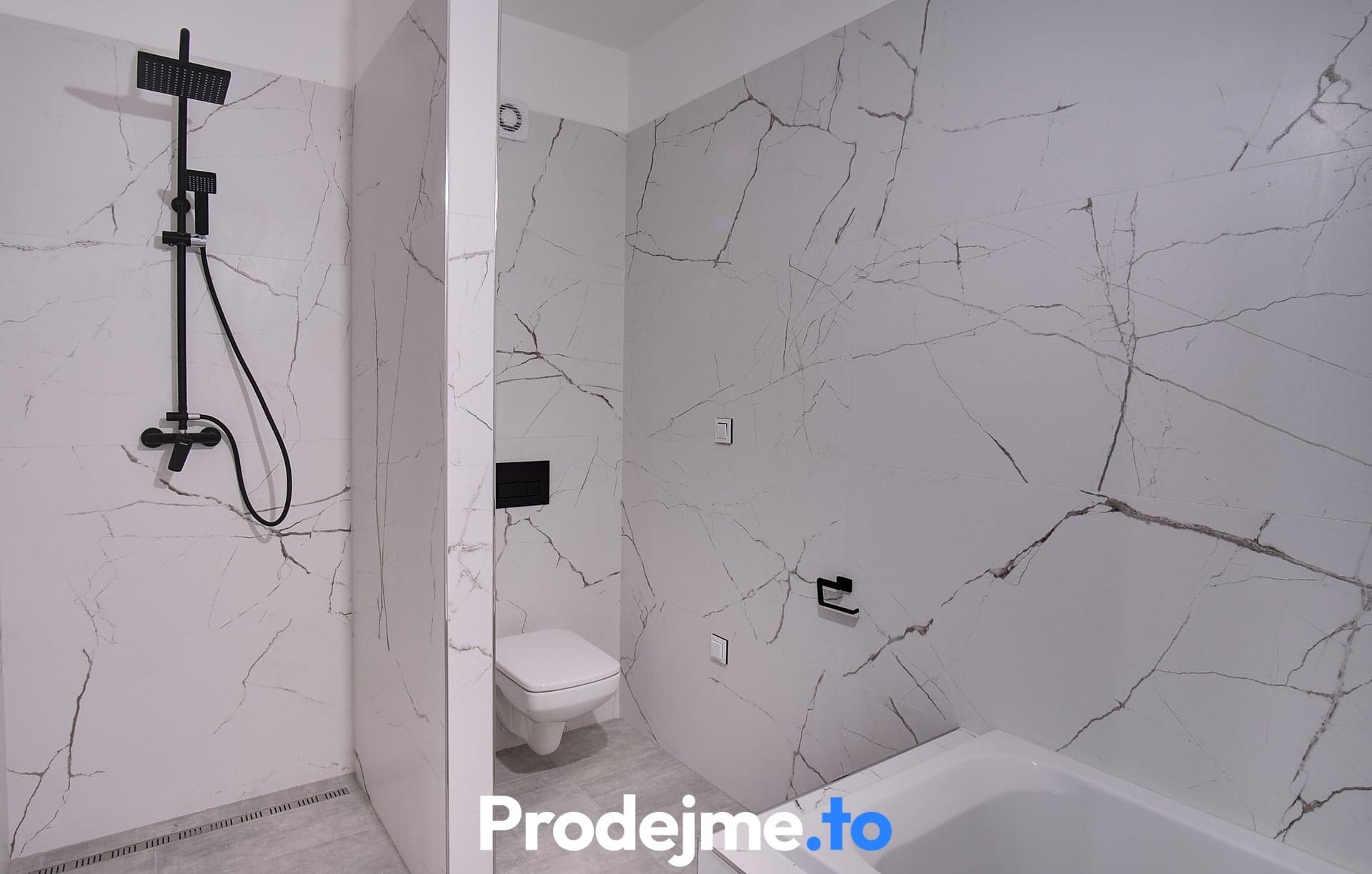 Prodej rodinného domu 3+kk, 81 m2 - Hevlín