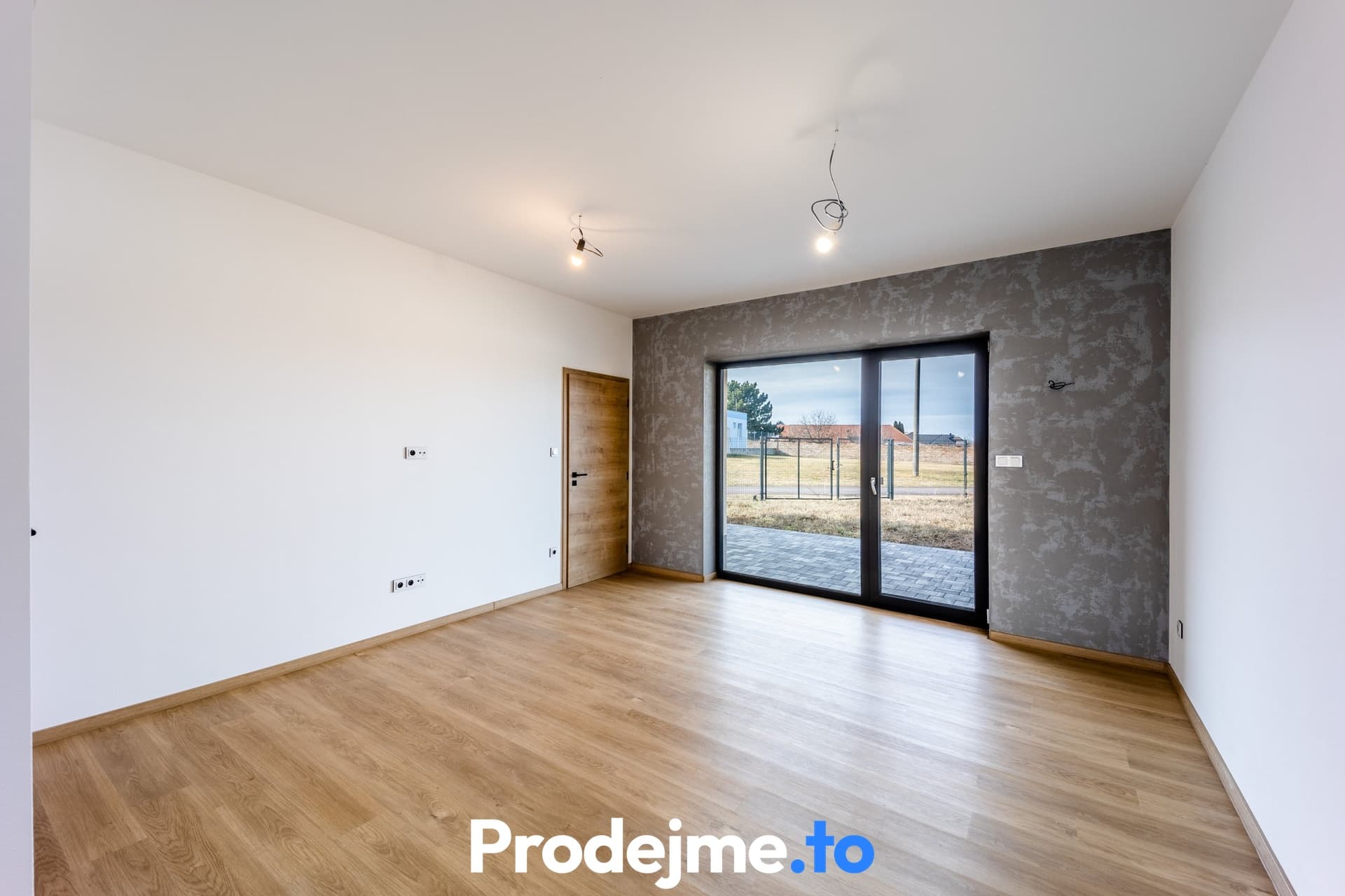 Prodej rodinného domu 3+kk, 83 m2 - Hevlín