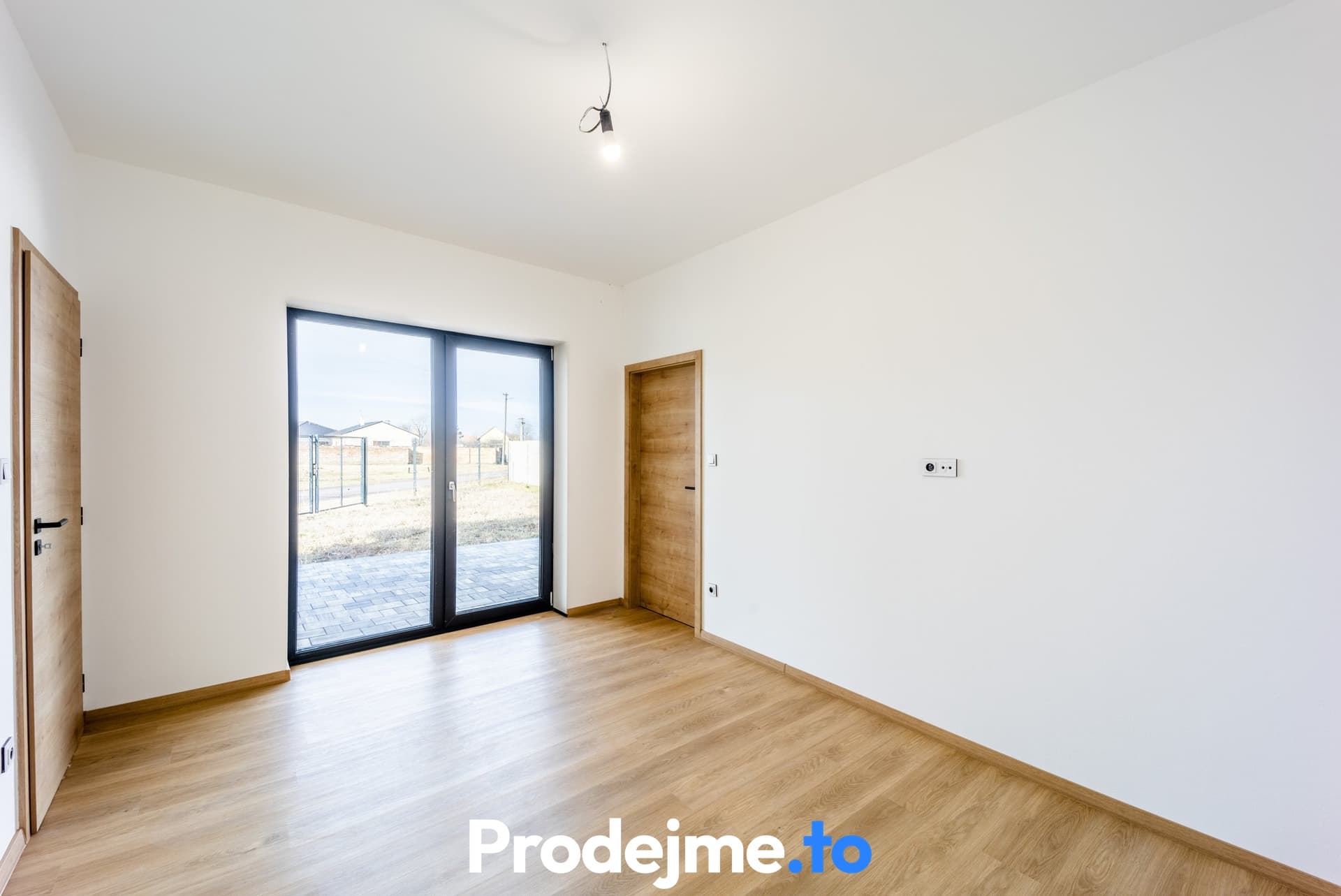 Prodej rodinného domu 3+kk, 83 m2 - Hevlín
