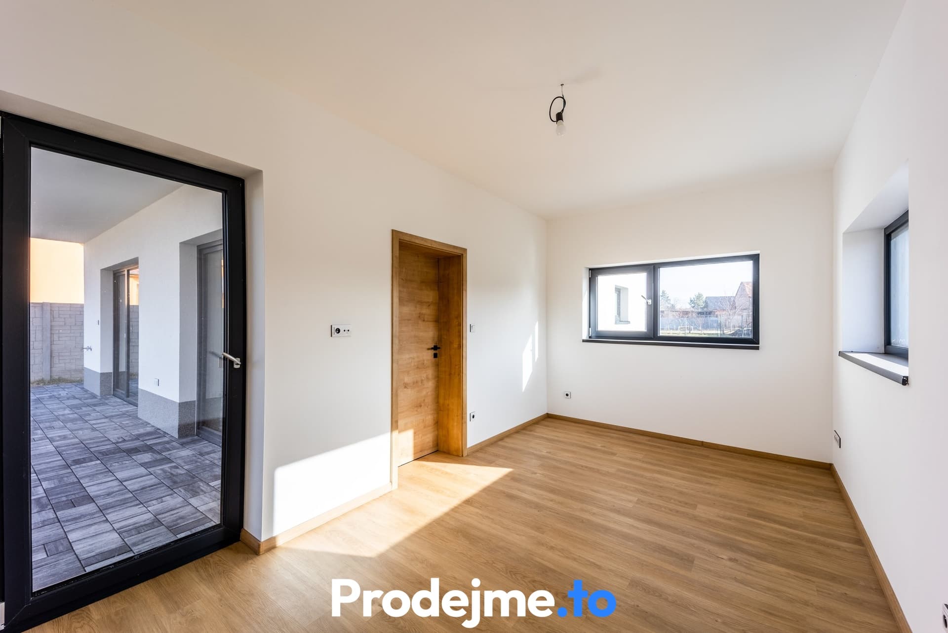 Prodej rodinného domu 3+kk, 83 m2 - Hevlín