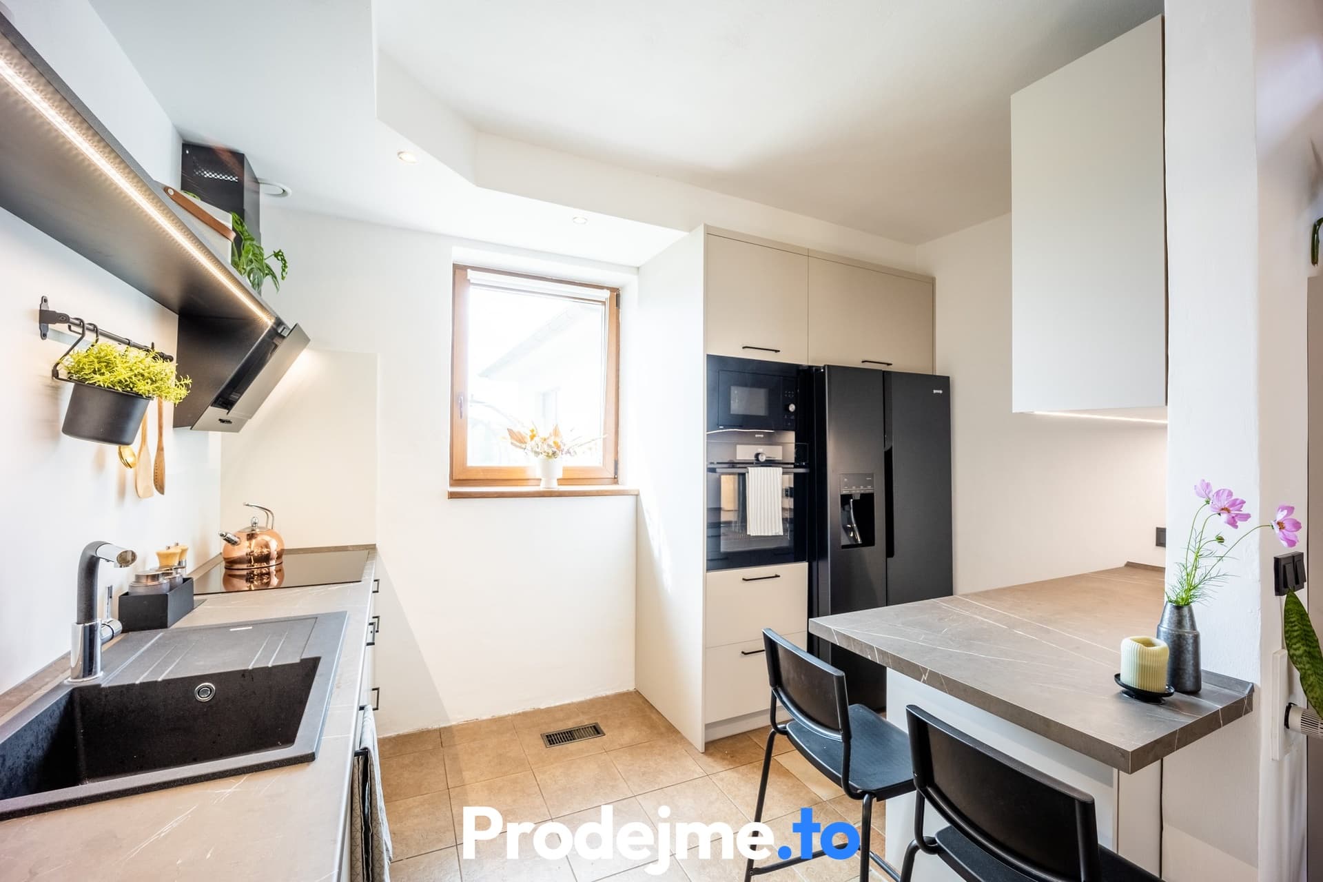 Prodej rodinného domu 4+kk, 133 m² - Hluboké Mašůvky