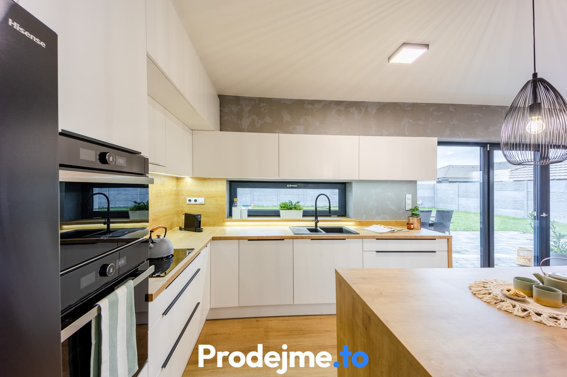 Prodej rodinného domu 4+kk, 150 m² - Strachotice