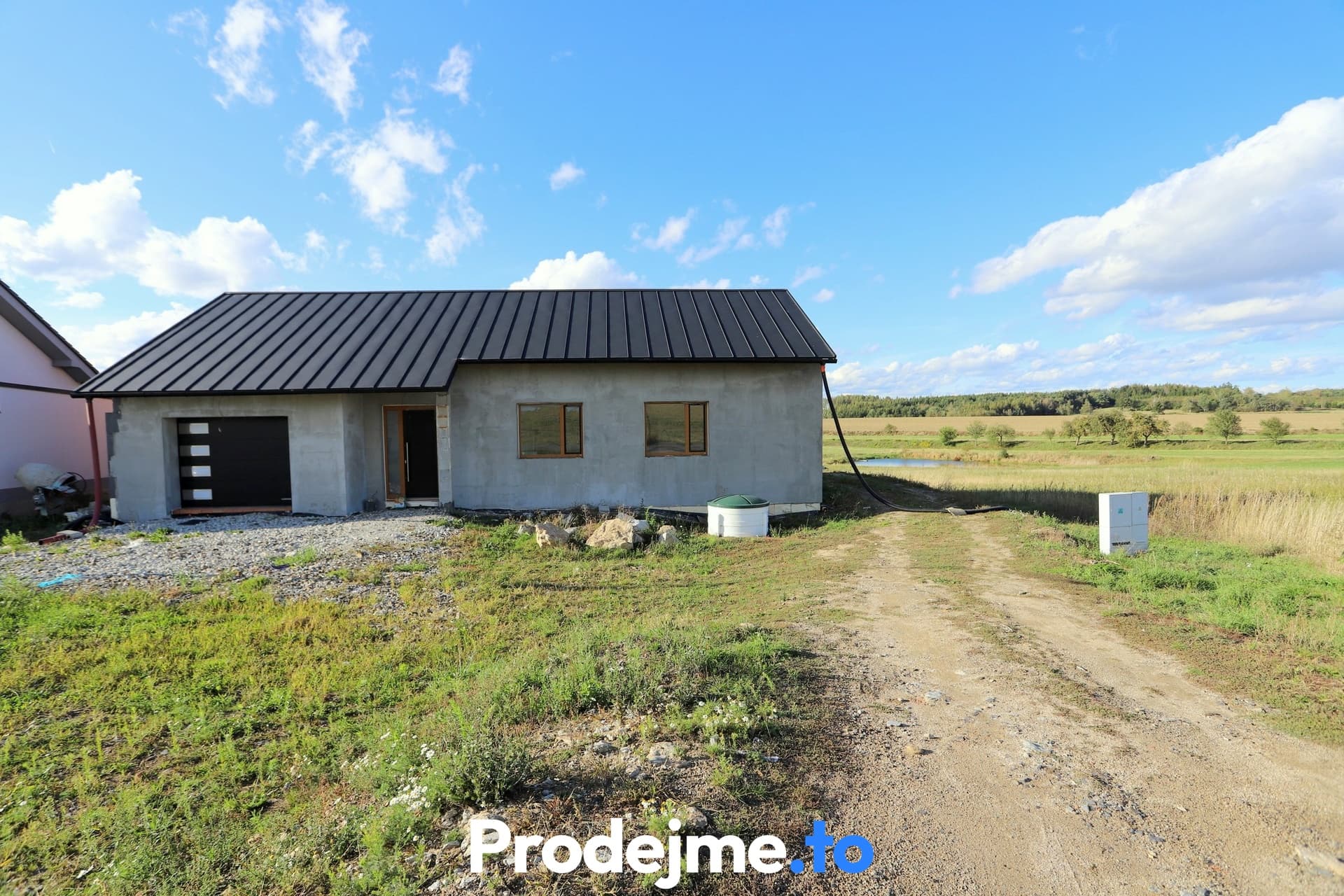 Prodej rodinného domu 4+kk, 800 m² - Sviny