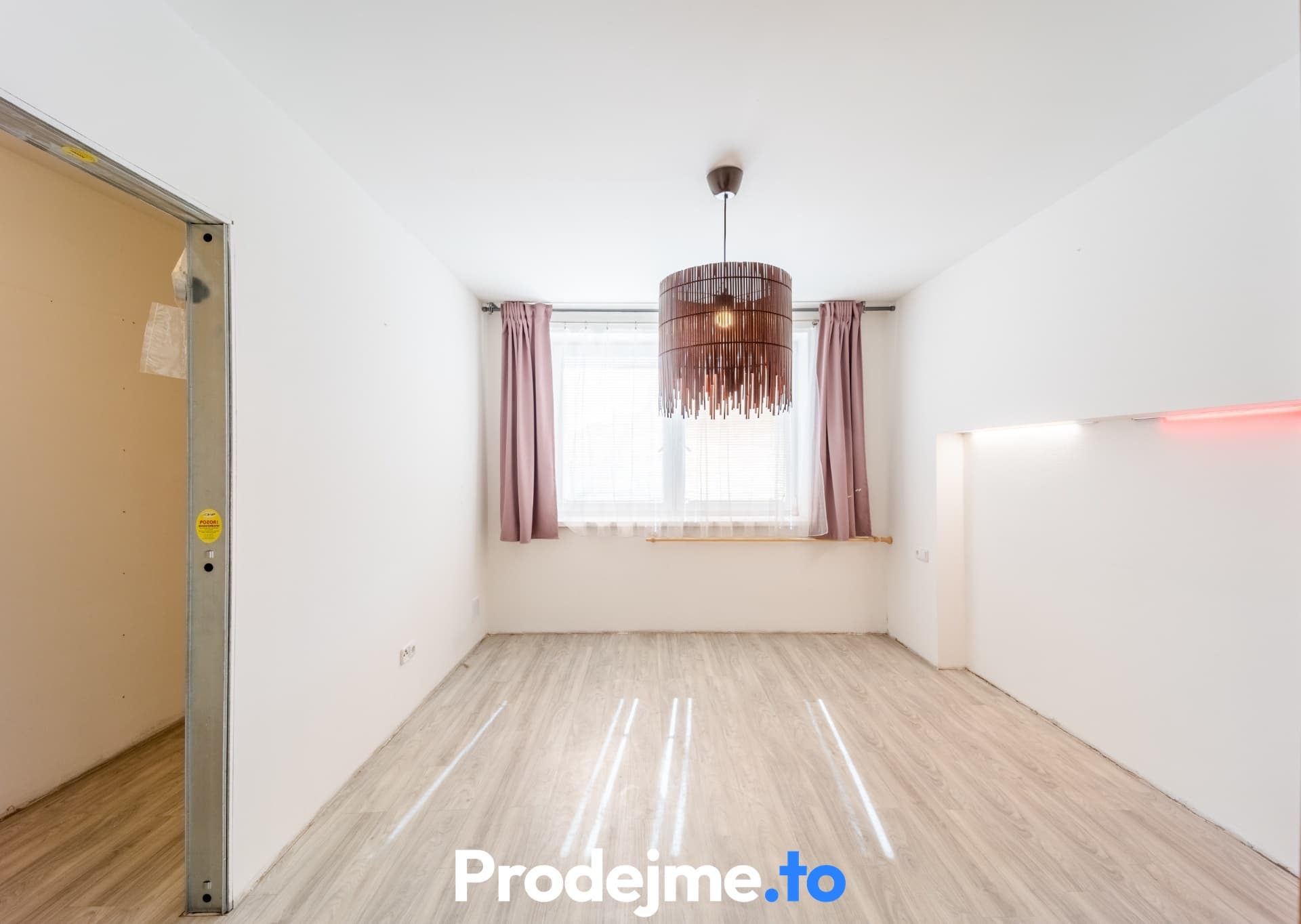 Prodej rodinného domu 4+kk s vinným sklepem - Těšetice u Znojma