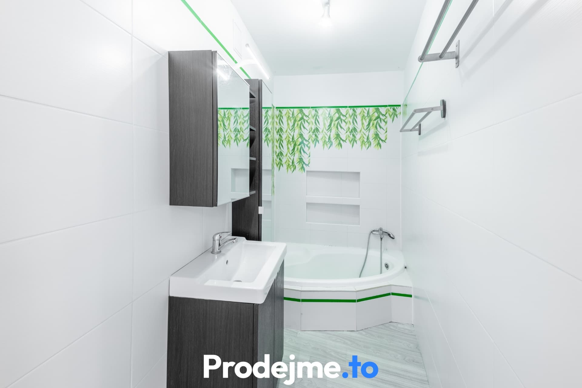 Prodej rodinného domu 4+kk s vinným sklepem - Těšetice u Znojma