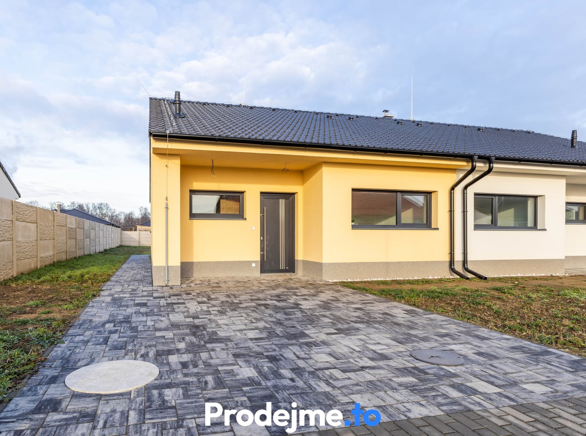 Prodej rodinného domu 3+kk, 81m2 - Hevlín