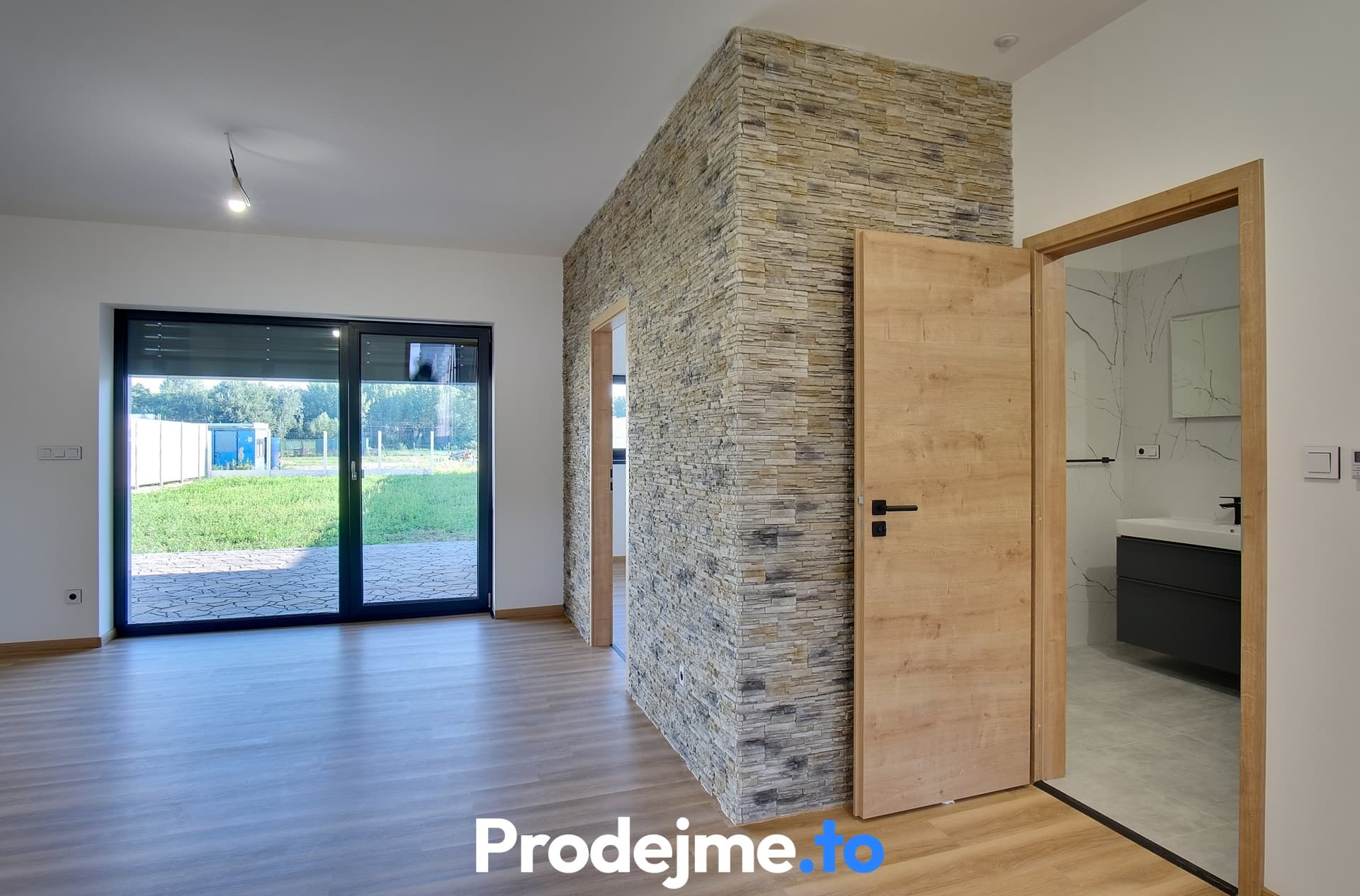 Prodej rodinného domu 4+kk, 116 m2 - Hevlín