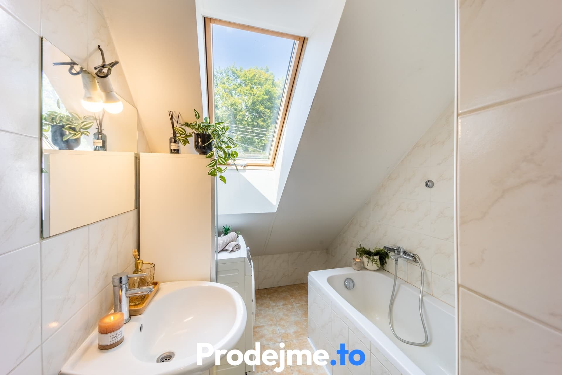 Prodej rodinného domu 3+kk, 83 m2 - Ivančice - Alexovice