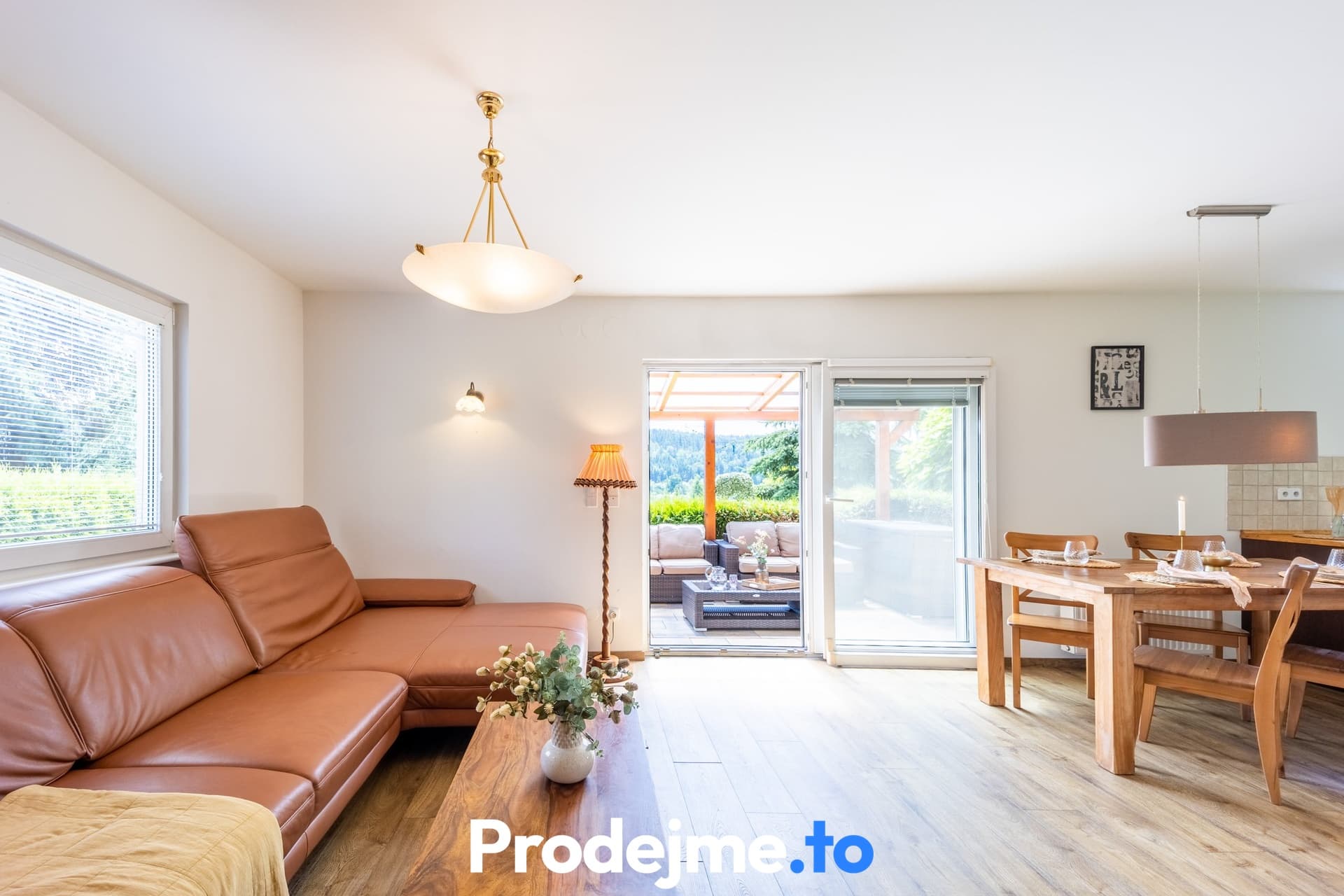 Prodej rodinného domu 5+kk, 124 m2 - Libeř, Praha - západ