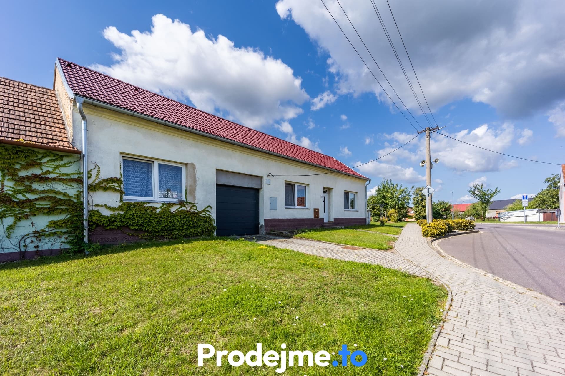 Prodej rodinného domu 3+kk a 3+1, 176 m² - Hlavní, Šanov