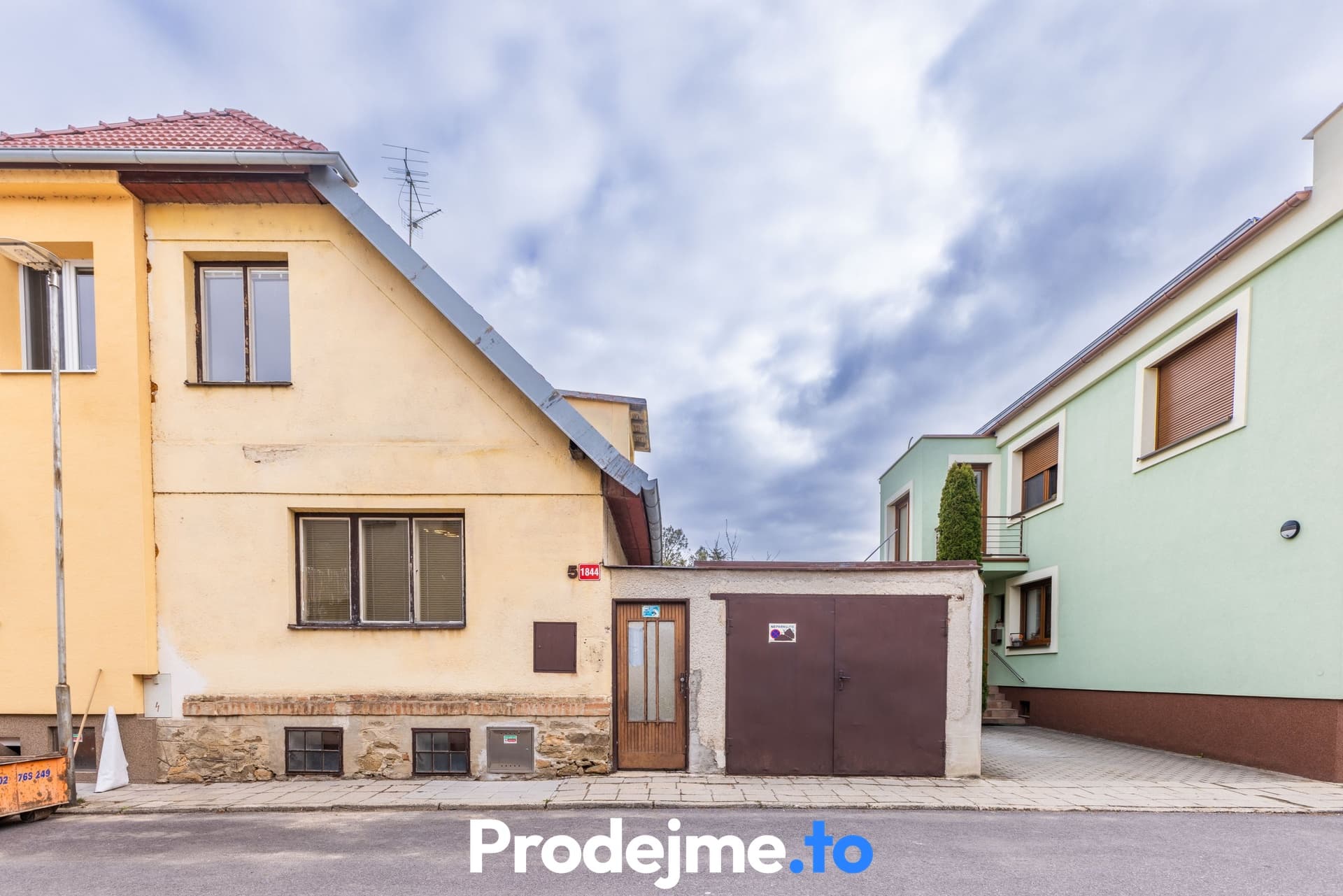 Prodej rodinného domu 3+1, 78 m2 - Erbenova, Znojmo