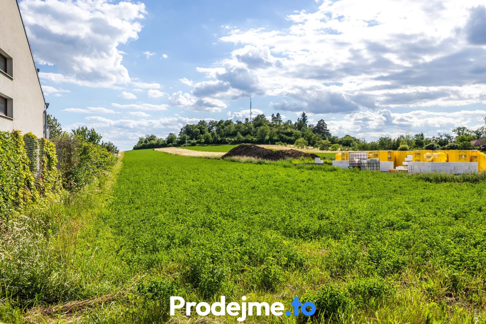 Prodej stavebního pozemku 1 109 m² - Pozořice