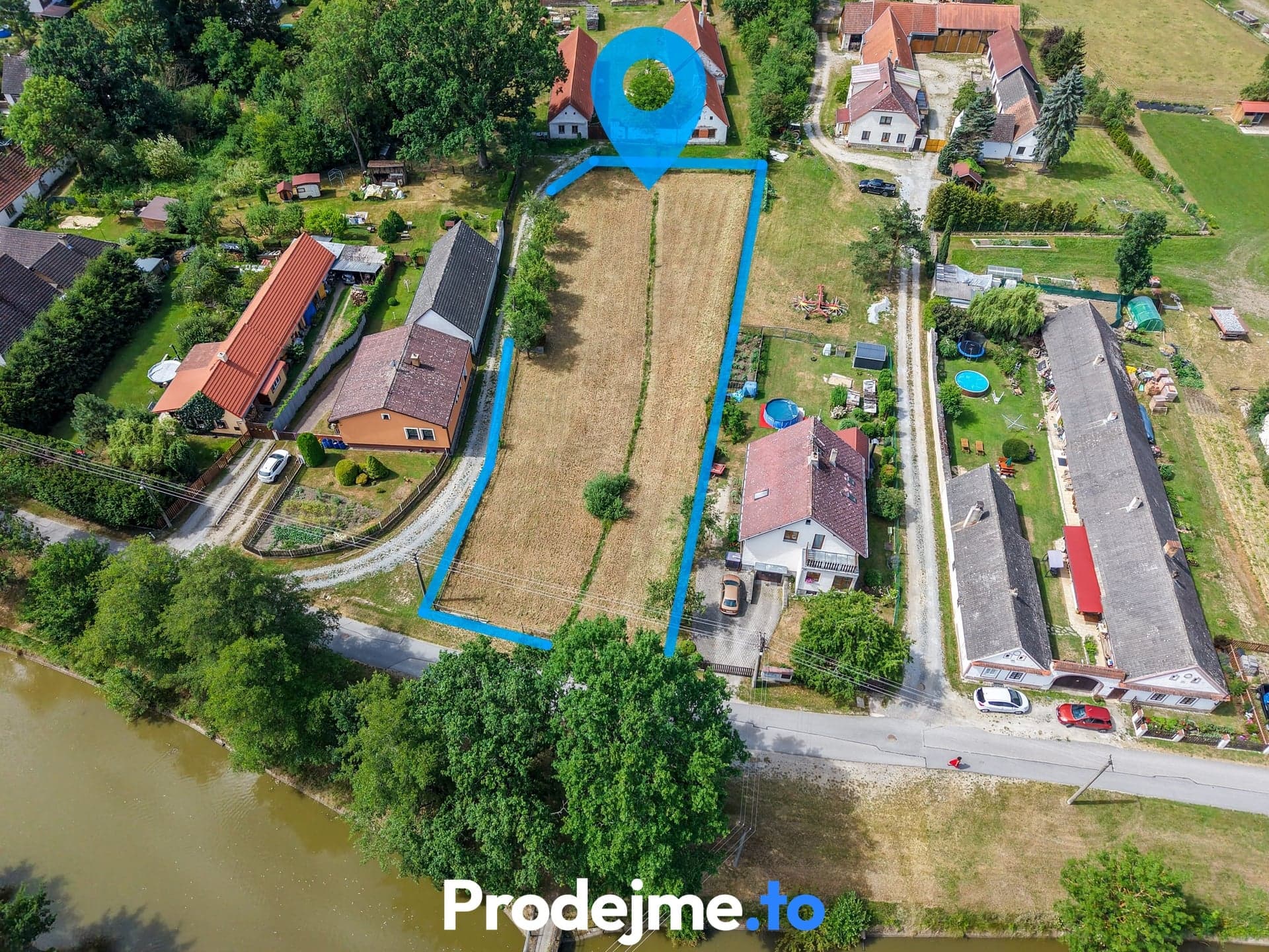 Prodej stavebního pozemku 2 063 m² - Třeboň - Branná