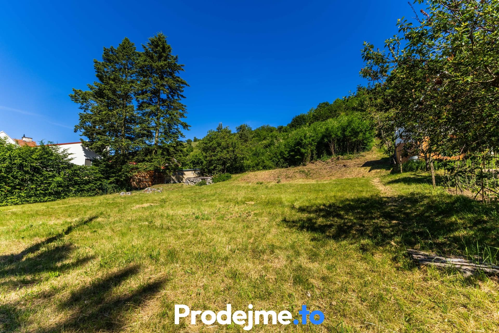 Prodej stavebního pozemku 7 165 m², Viničné Šumice