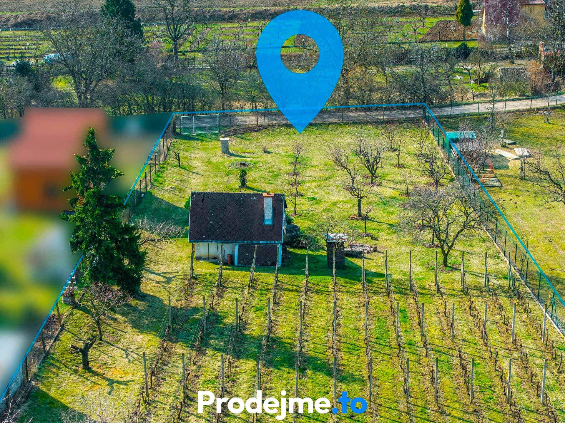 Prodej zahrady 2 005 m2 - Hradiště