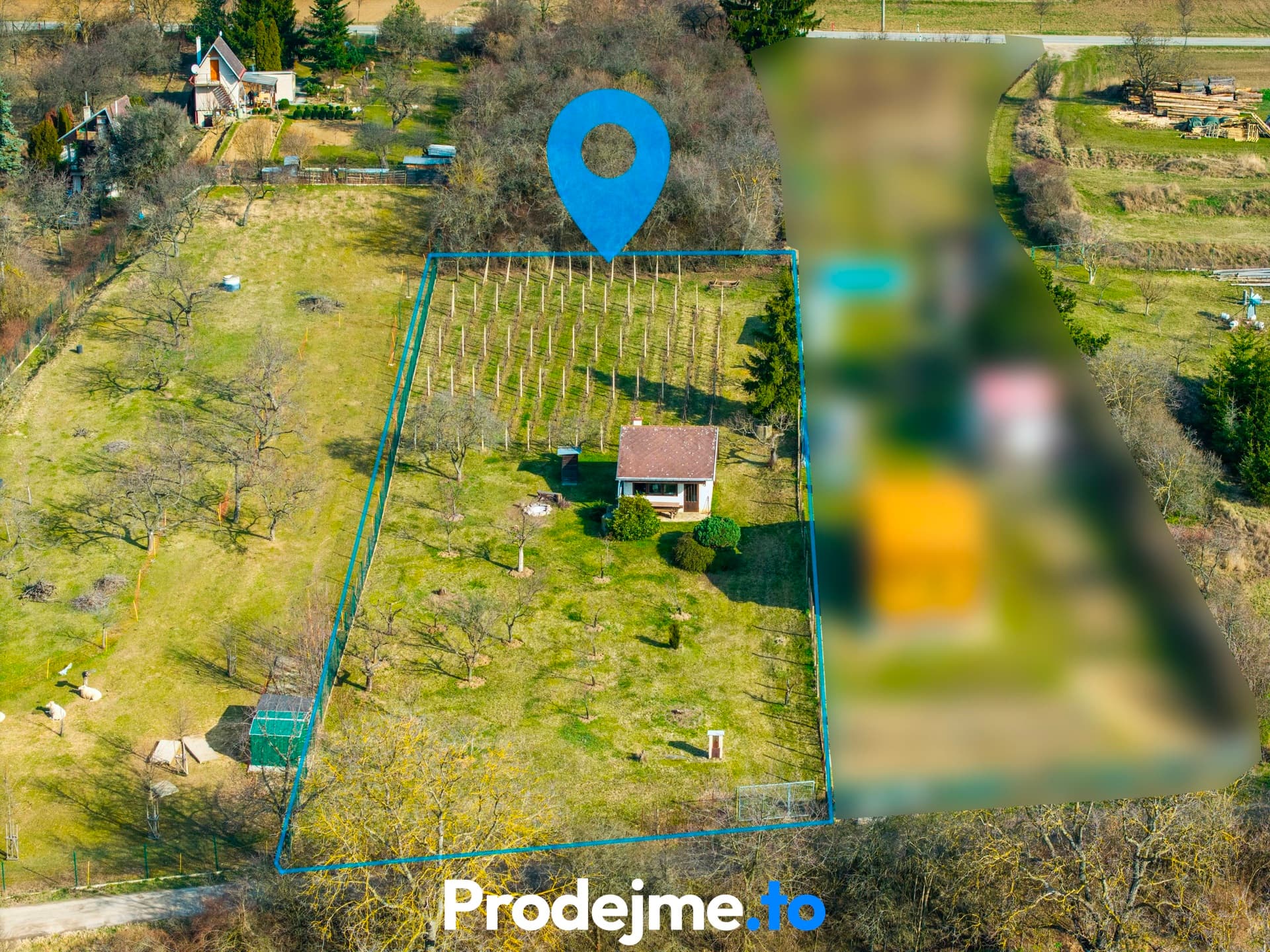 Prodej zahrady 2 005 m2 - Hradiště