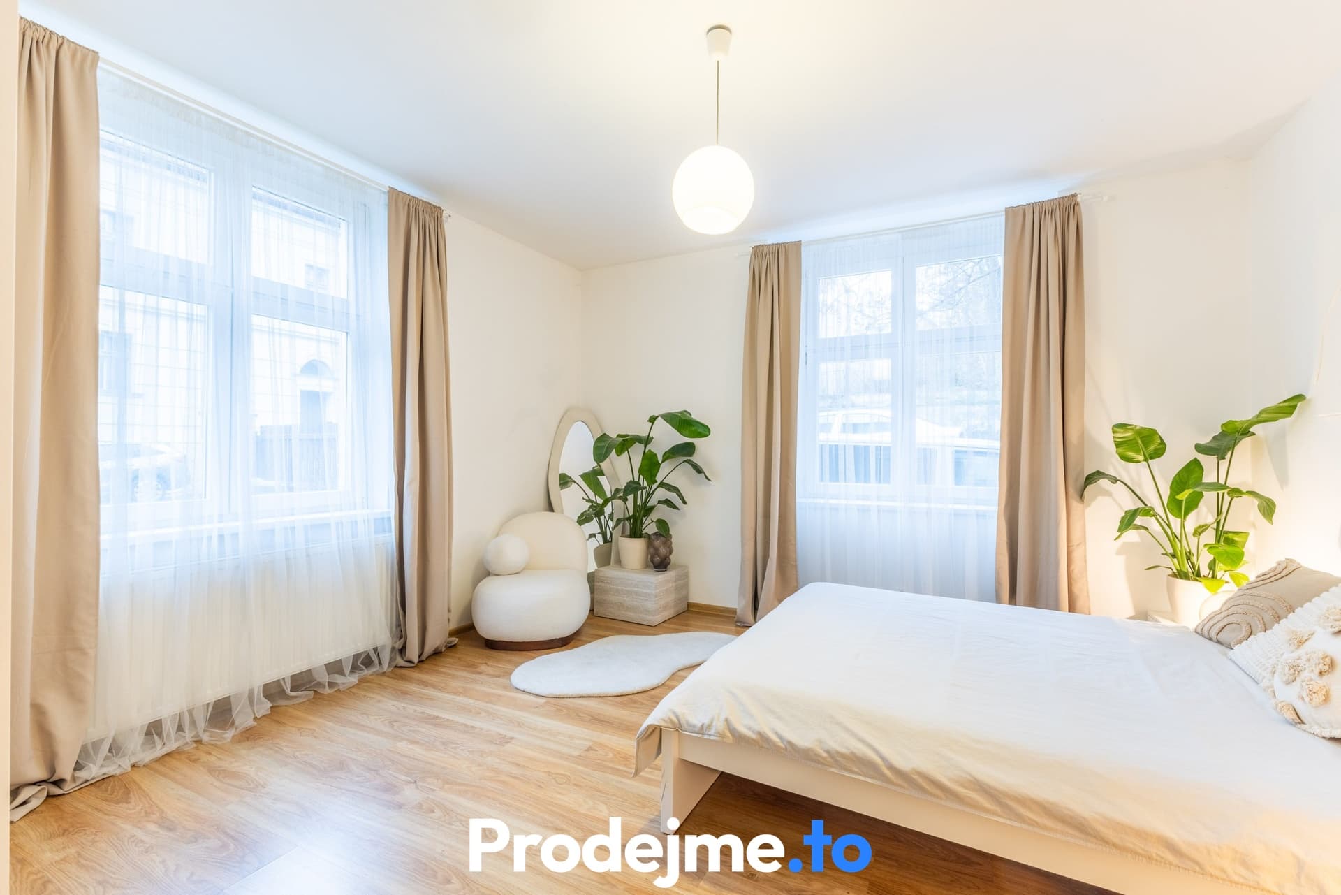 Pronájem bytu 2+1, 58 m² - Bieblova, Praha - Smíchov