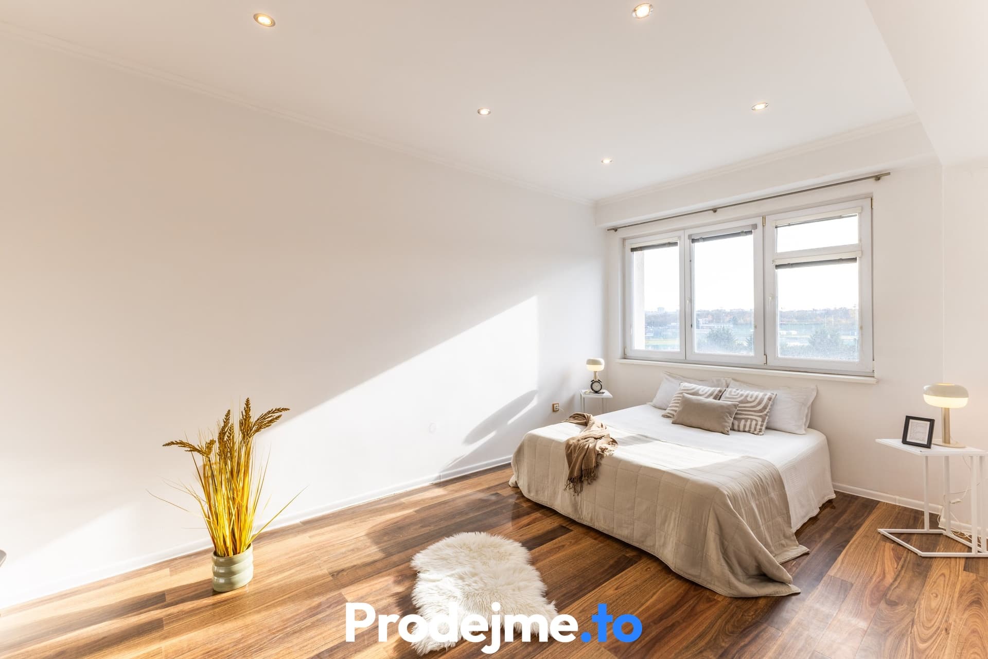 Pronájem bytu 2+kk, 52 m² - Vladivostocká, Praha - Vršovice
