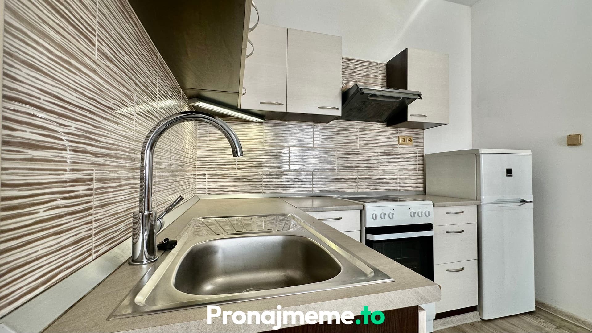 Pronájem bytu 2+kk, 36 m² - Palackého, Znojmo