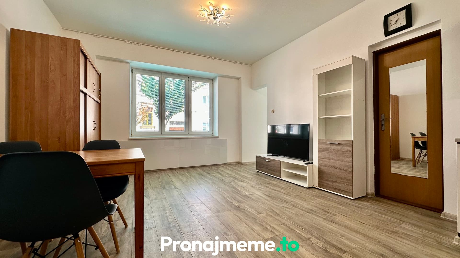 Pronájem bytu 2+kk, 36 m² - Palackého, Znojmo