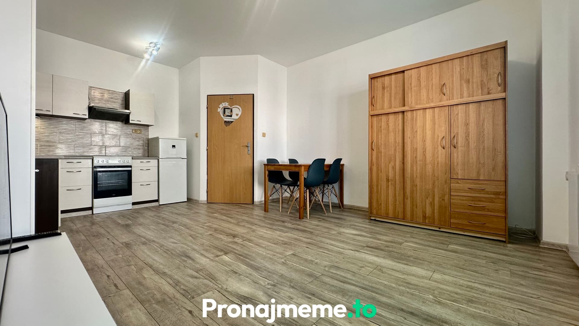 Pronájem bytu 2+kk, 36 m² - Palackého, Znojmo