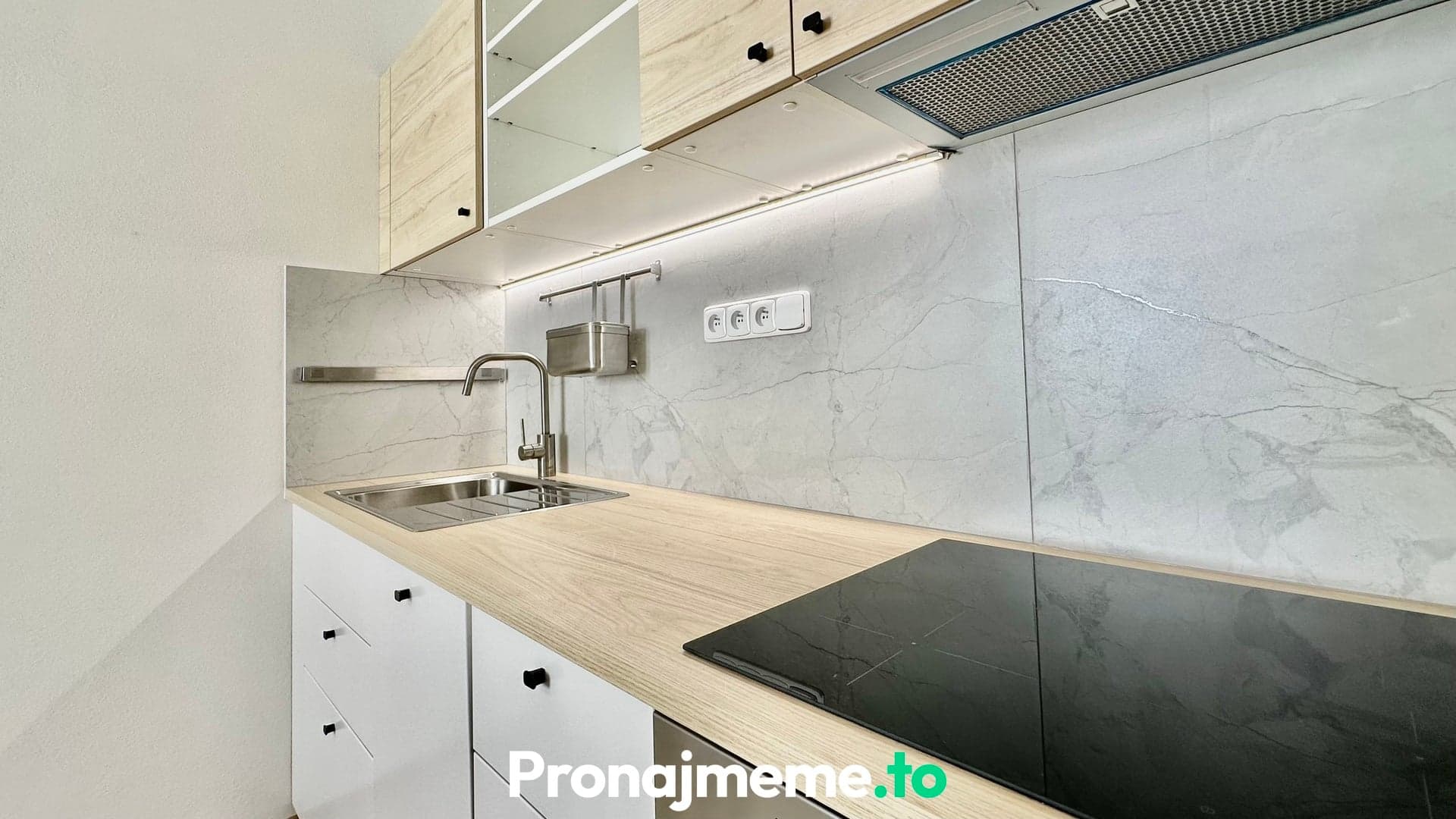 Pronájem bytu 2+kk, 43 m² - Palliardiho, Znojmo