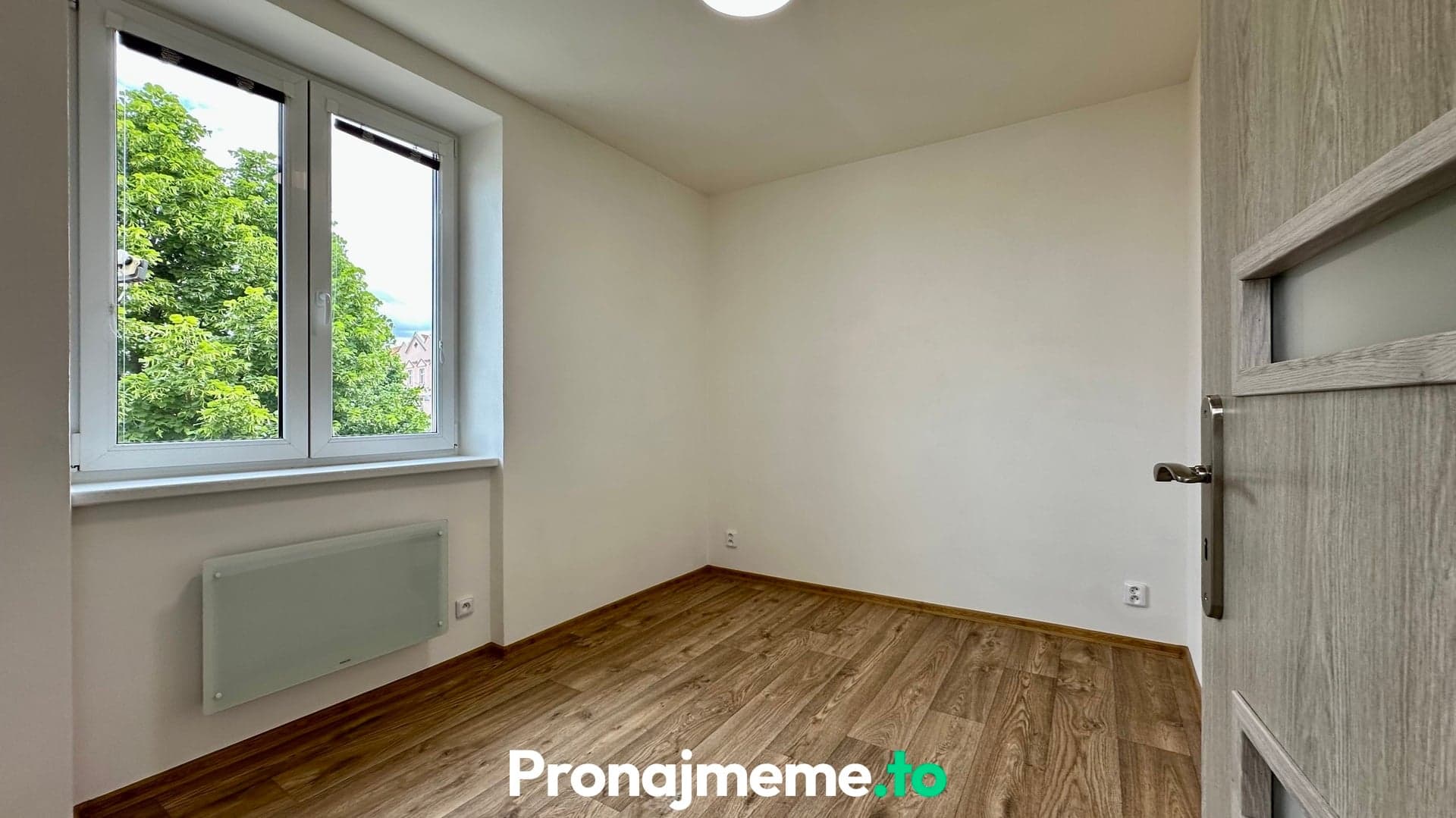 Pronájem bytu 2+kk, 43 m² - Palliardiho, Znojmo