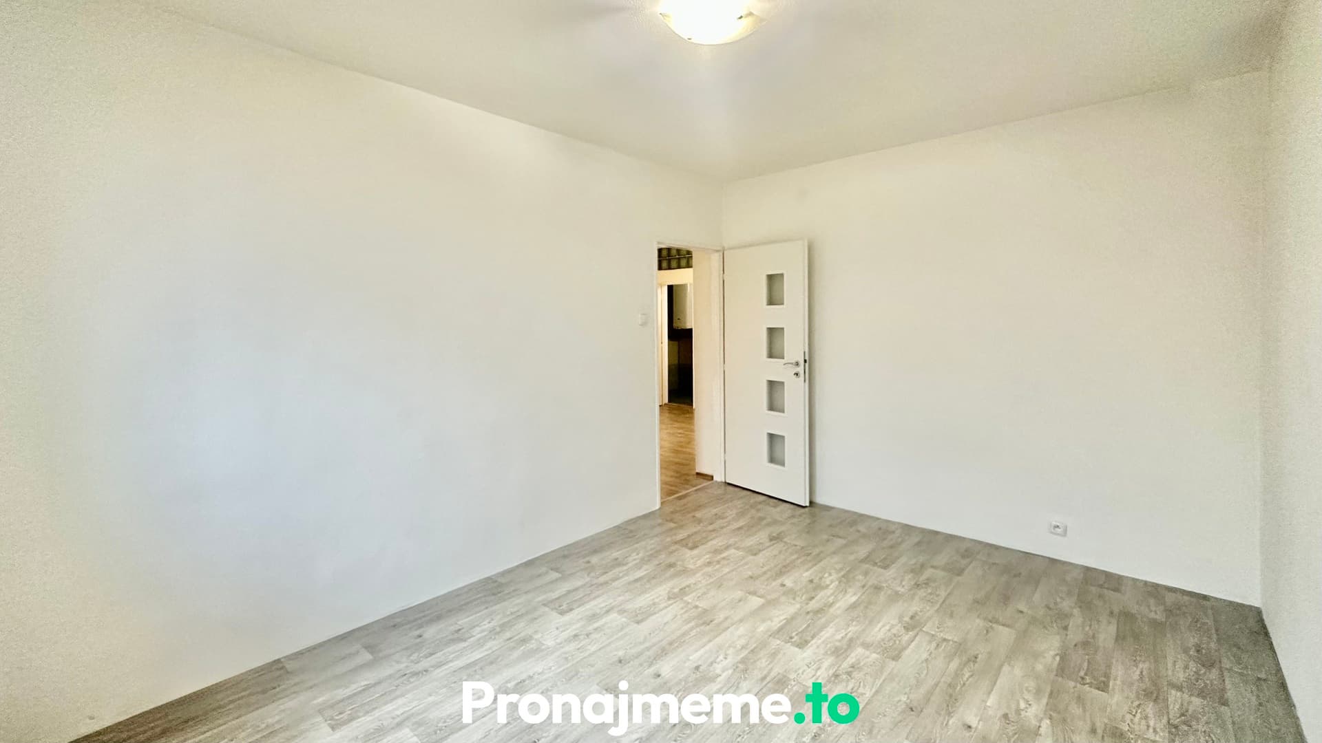 Pronájem bytu 3+1, 92 m² - Poštovní, Znojmo - Přímětice