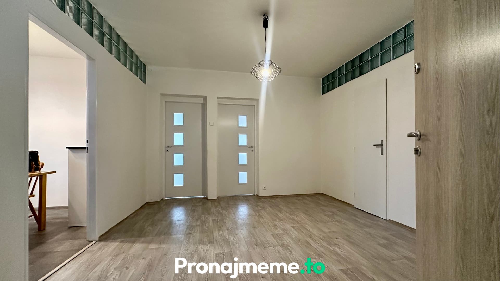 Pronájem bytu 3+1, 92 m² - Poštovní, Znojmo - Přímětice