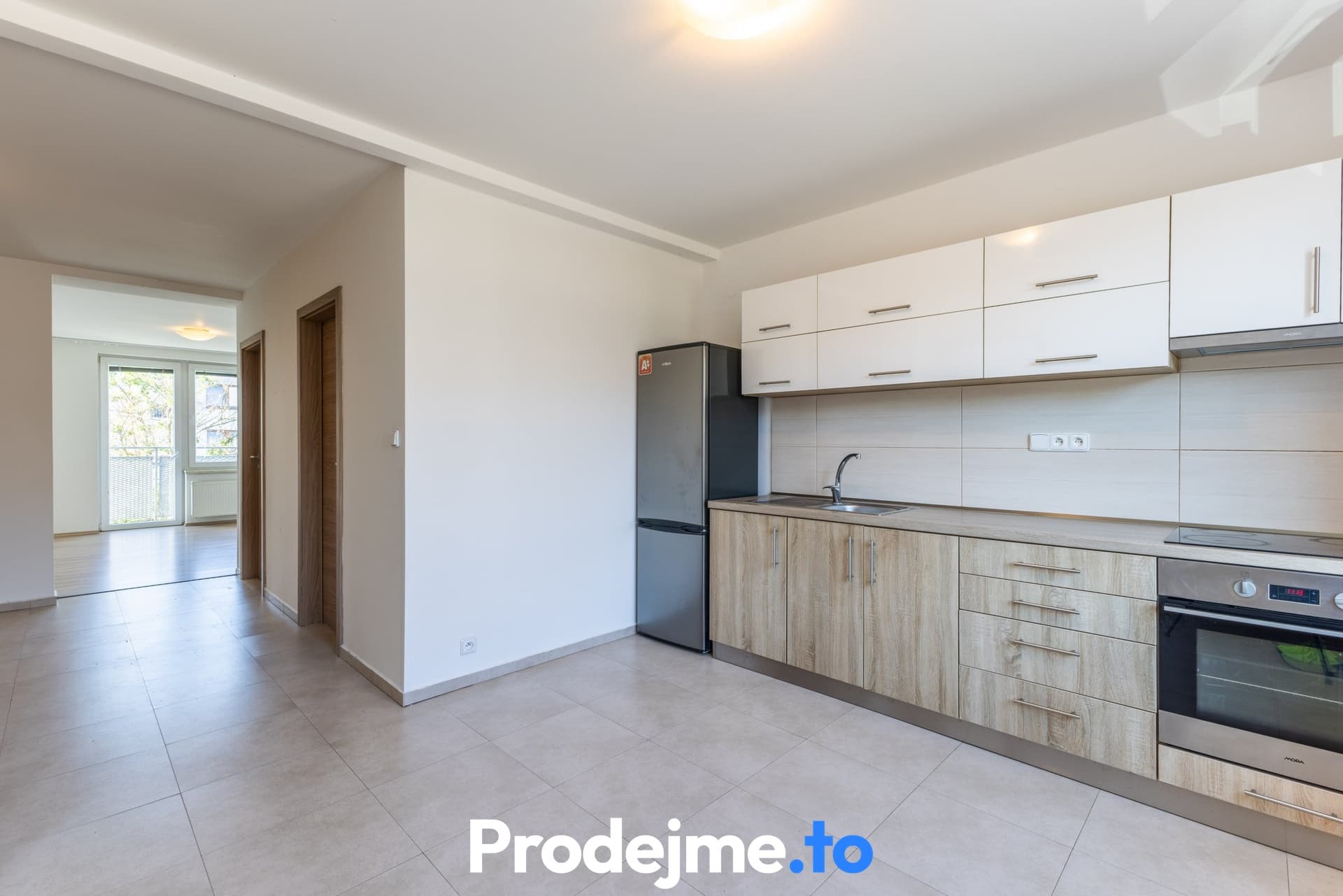 Pronájem bytu 3+1, 65 m² - Na Hrázi, Znojmo