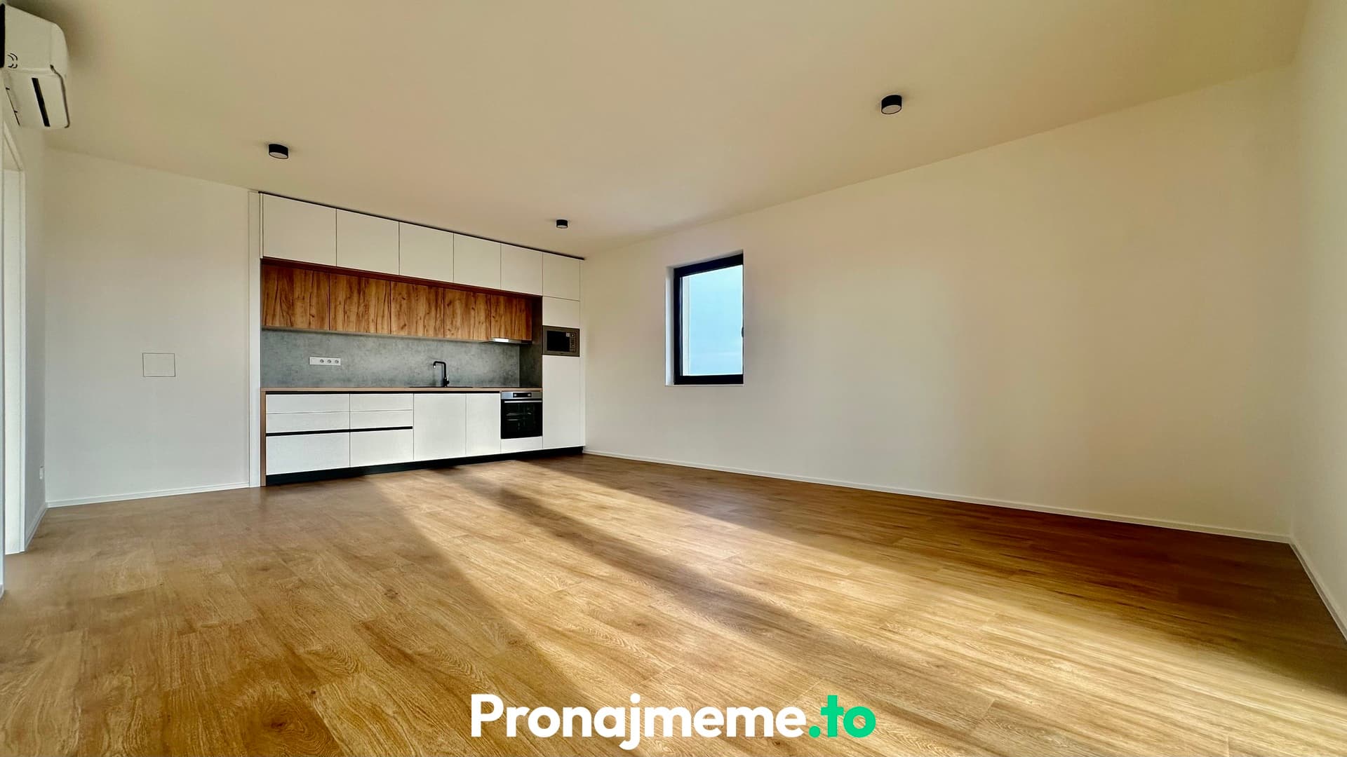 Pronájem bytu 4+kk, 109 m² - Vídeňská třída, Znojmo