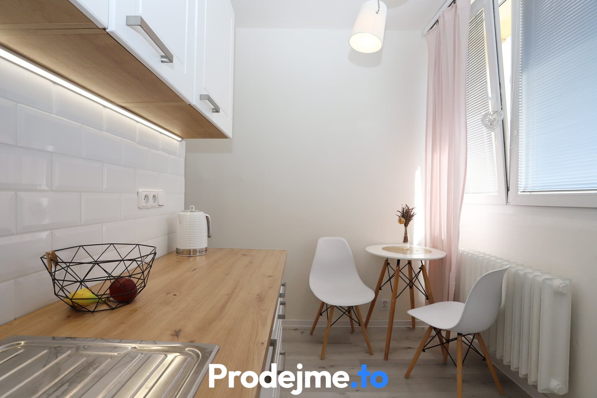 Pronájem byty 1+1, 40,1 m2 - Brno - Lesná